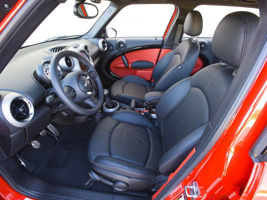  Mini Cooper Countryman S 2010 года  (US) (фото 2 из 20)